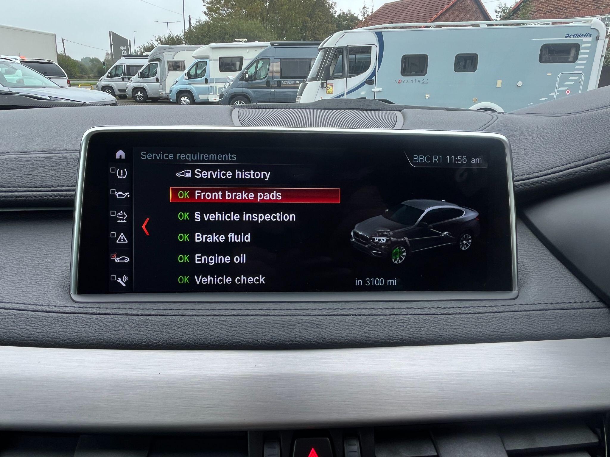 BMW X6 view 19