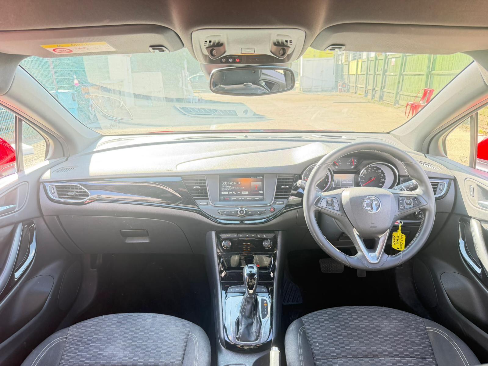 Vauxhall Astra view 12