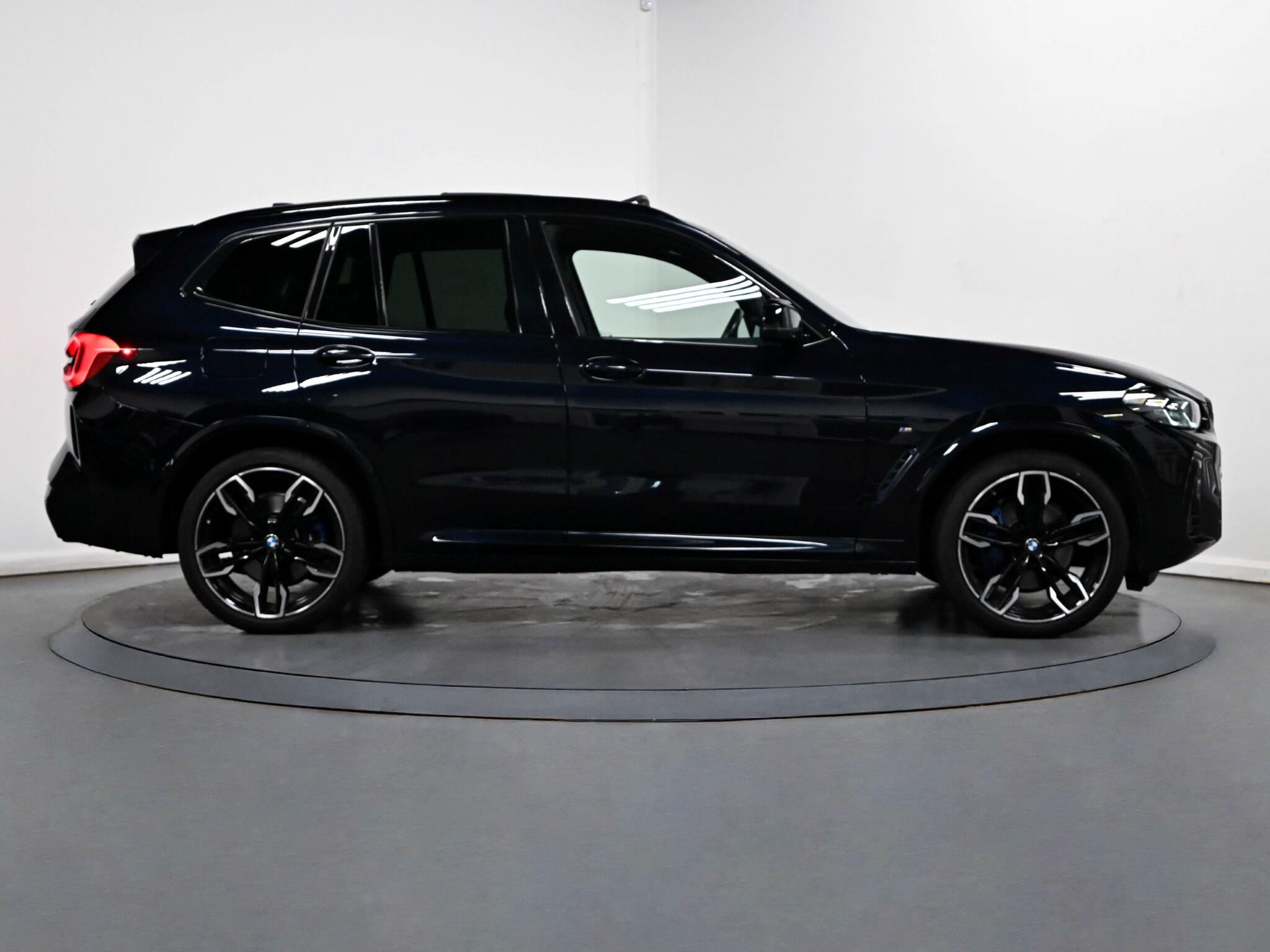 BMW X3 view 23