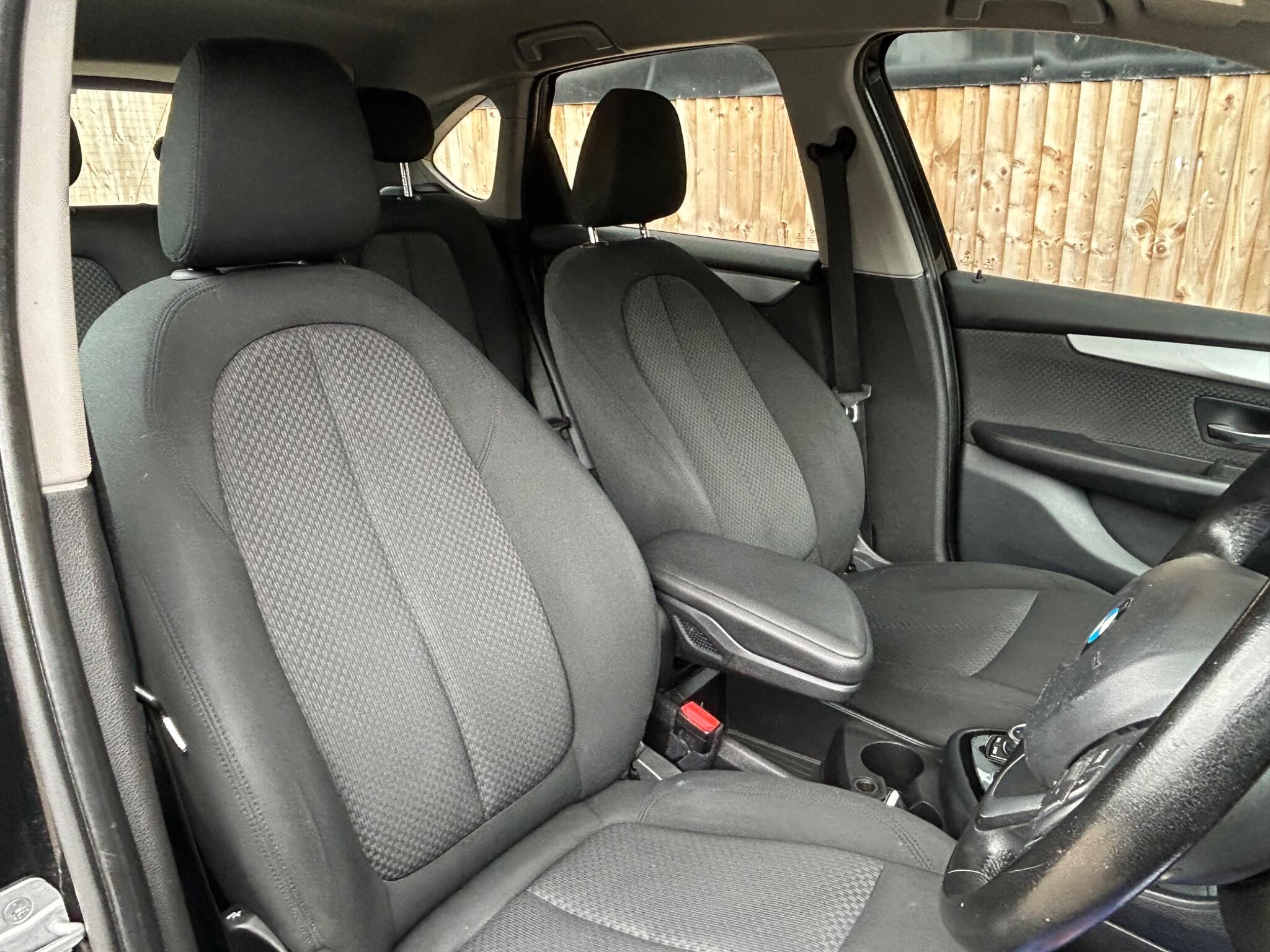 BMW 2 Series view 37