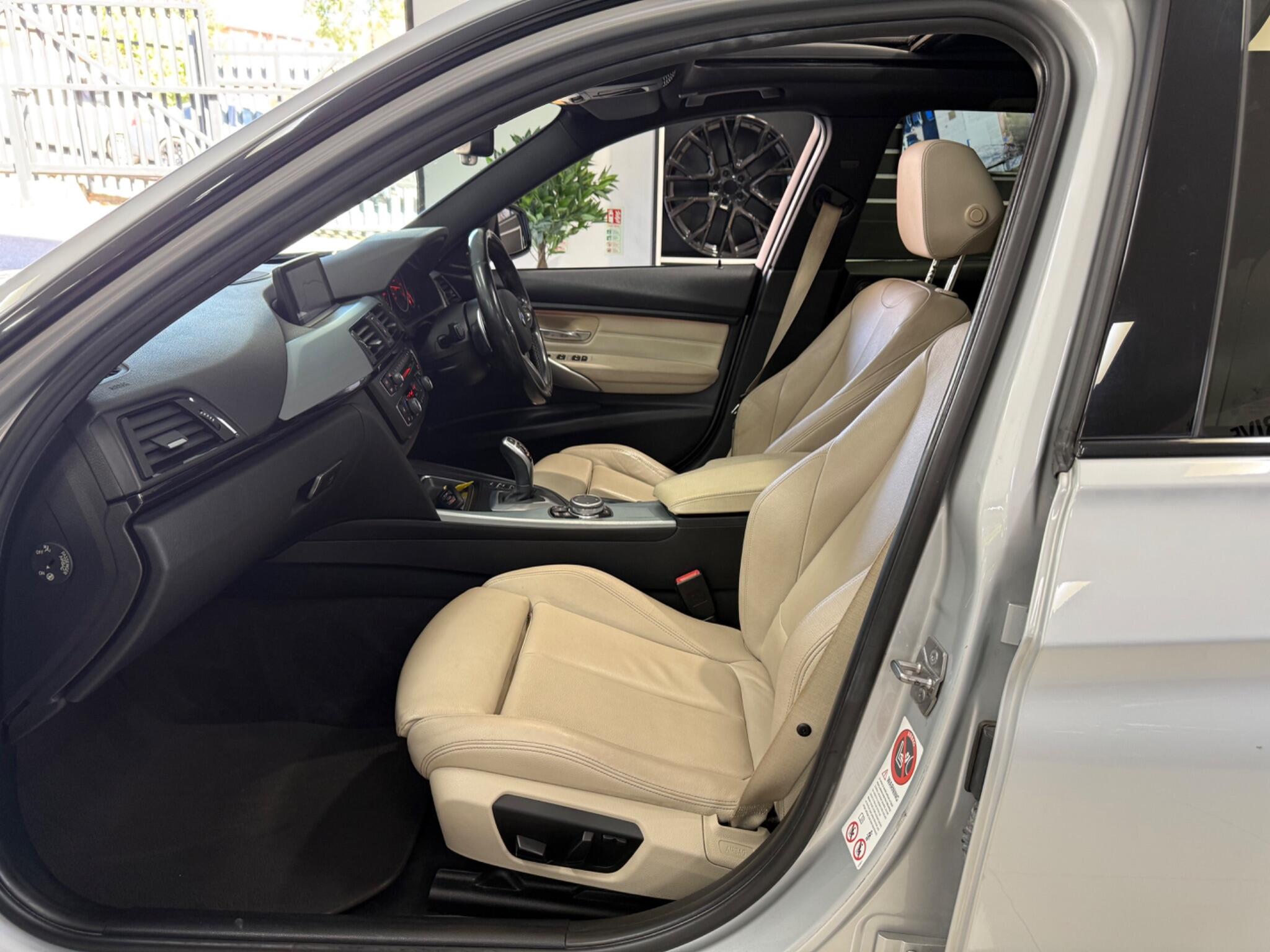 BMW 3 Series view 43