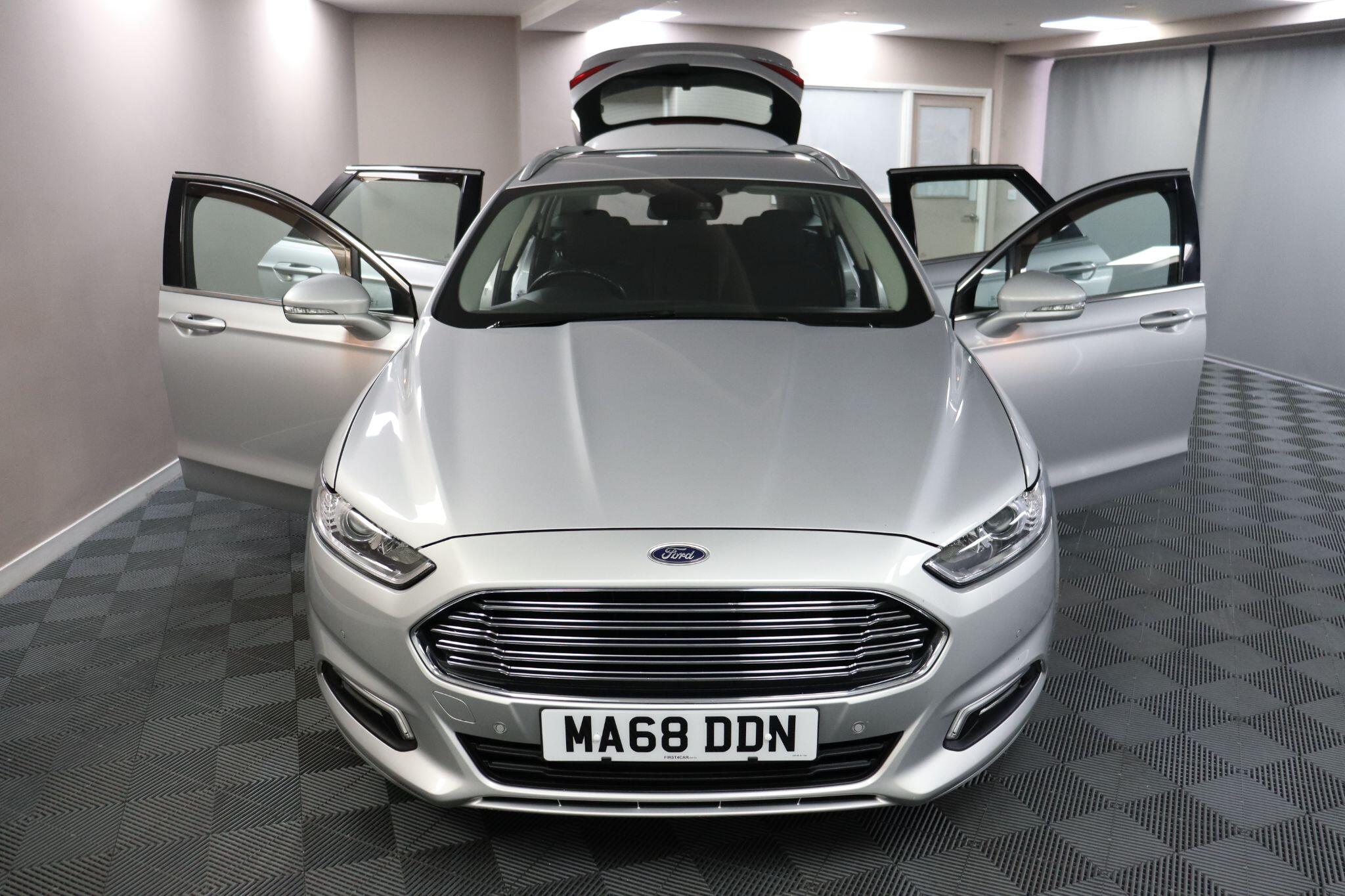 Ford Mondeo view 7