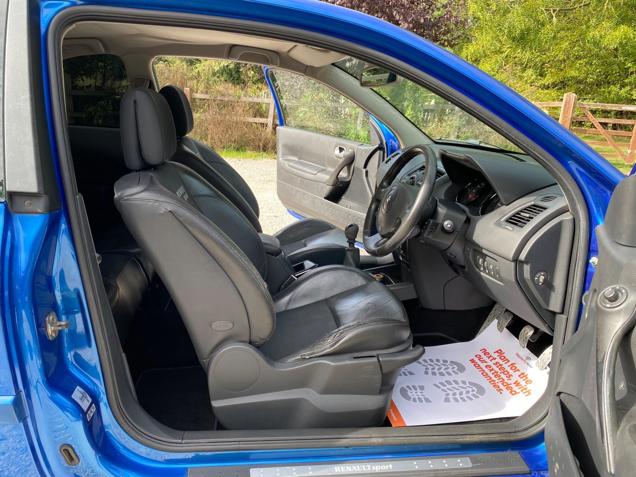 Renault Megane view 10