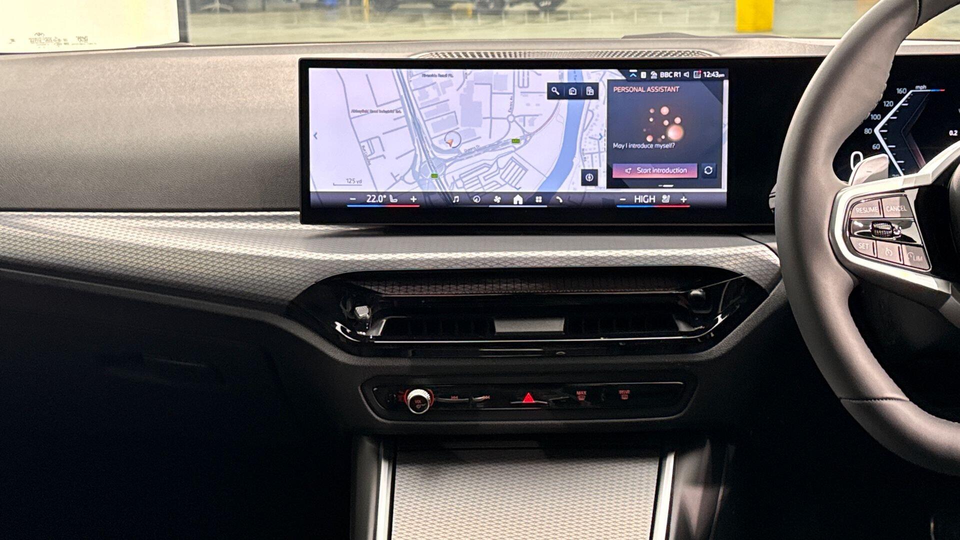 BMW 3 Series view 8