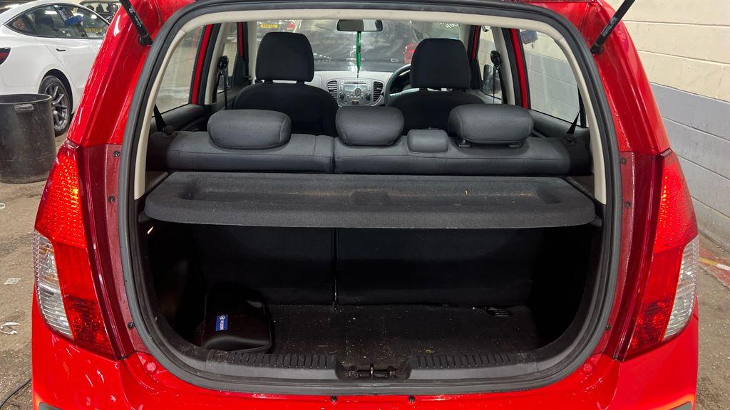 Hyundai i10 view 5