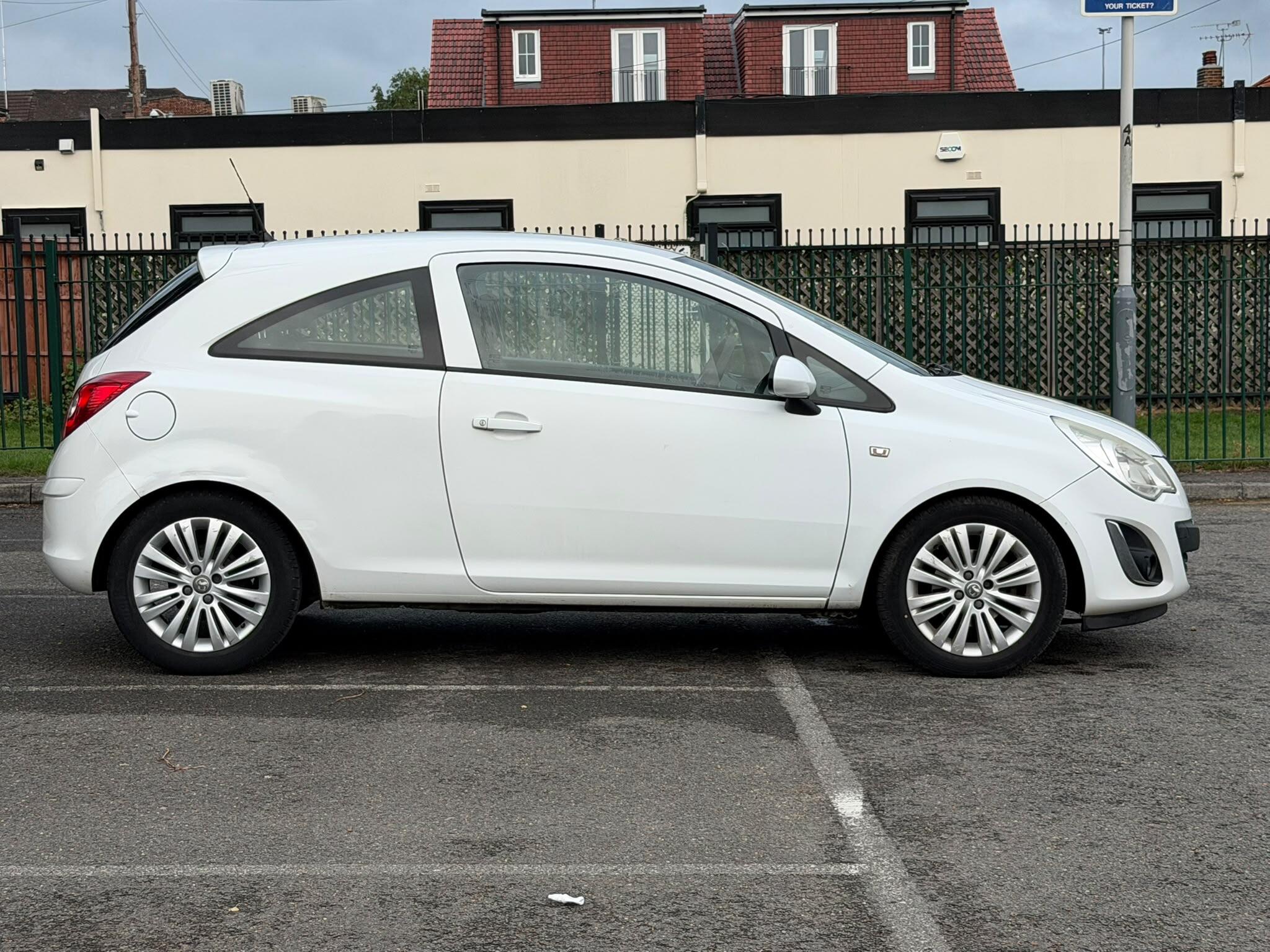 Vauxhall Corsa view 6