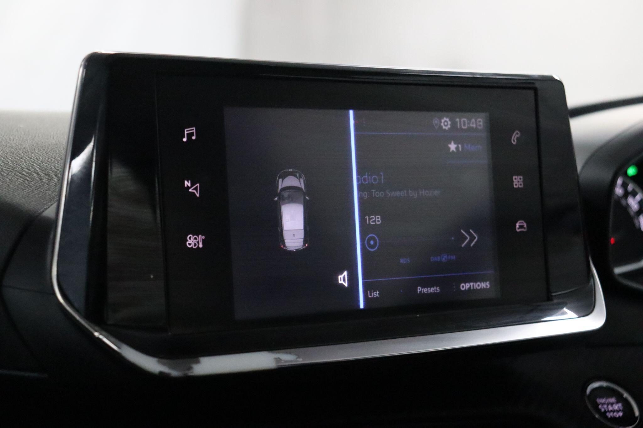 Peugeot 208 view 44