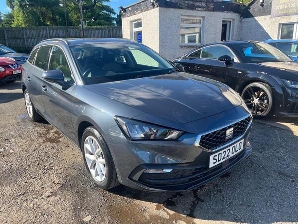 Grey 2022 Seat Leon Estate Front-wheel drive Manual