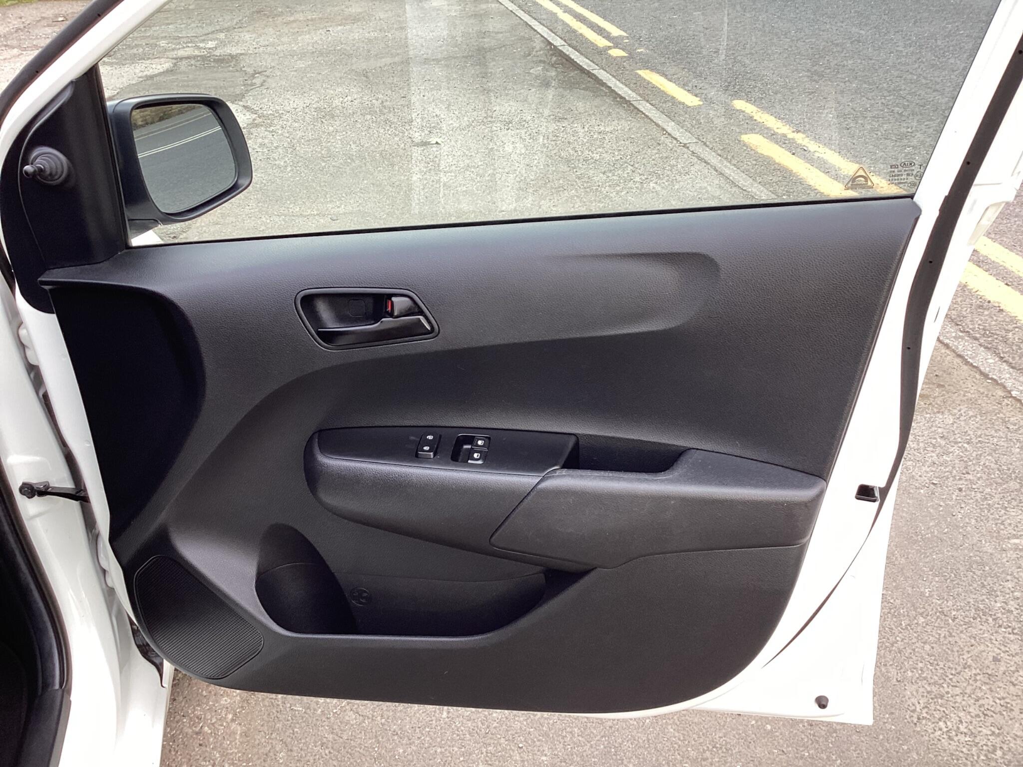 Kia Picanto view 16