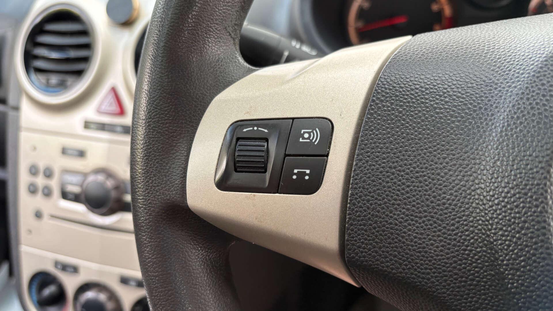 Vauxhall Corsa view 17