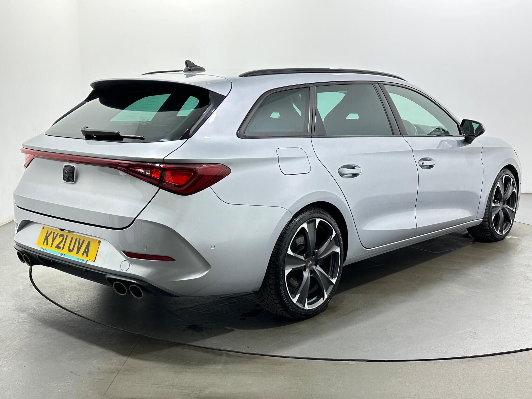 Cupra Leon view 8