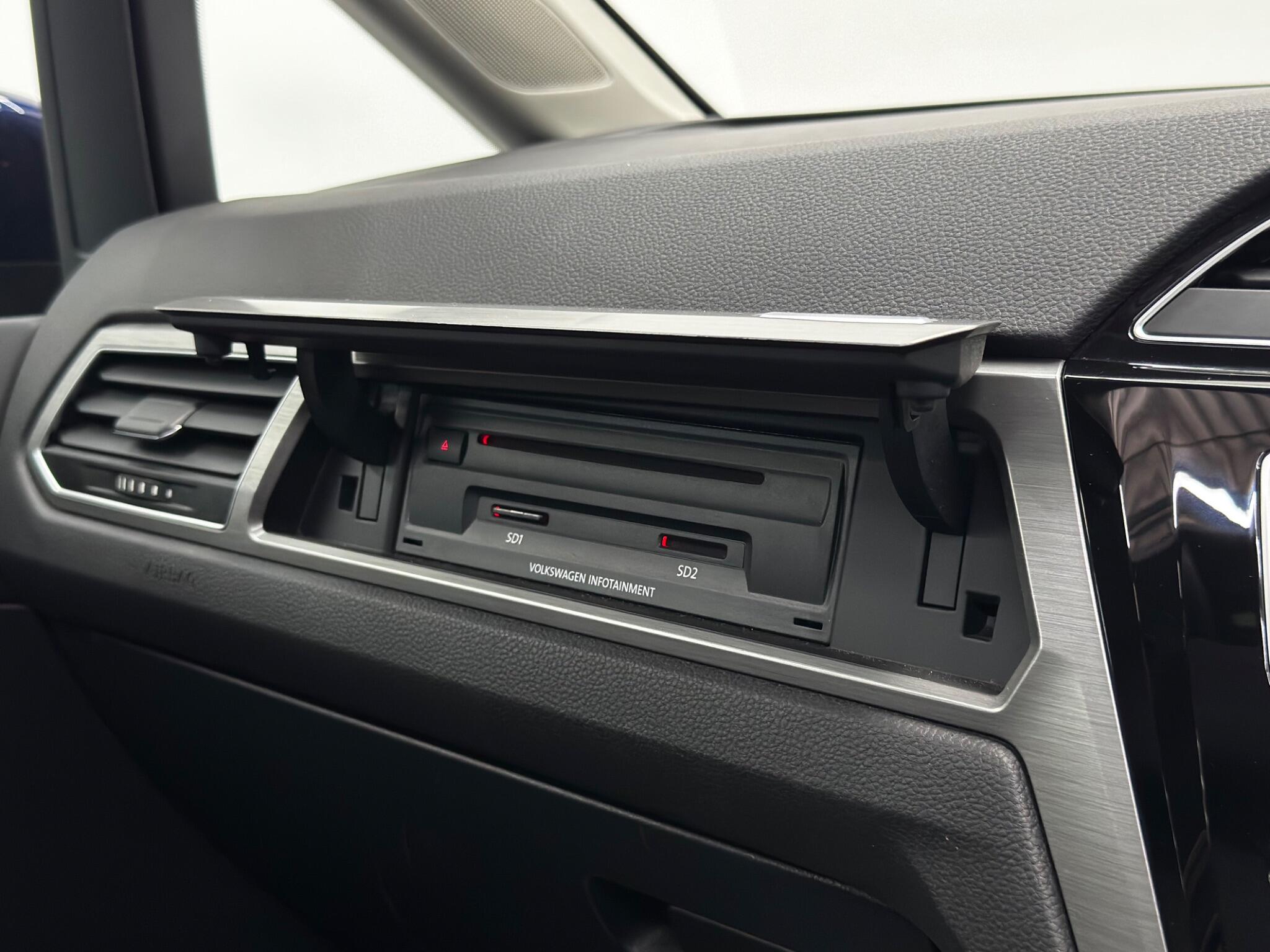 Volkswagen Touran view 38