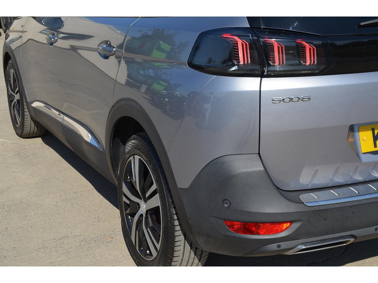 Peugeot 5008 view 26