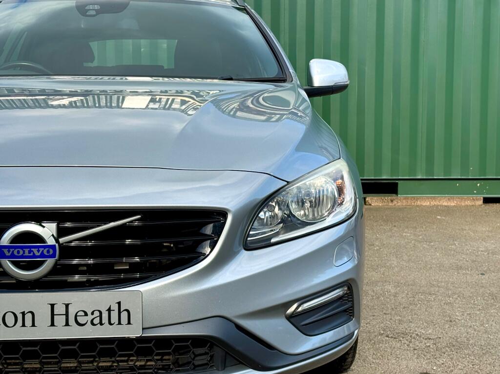 Volvo V60 view 8