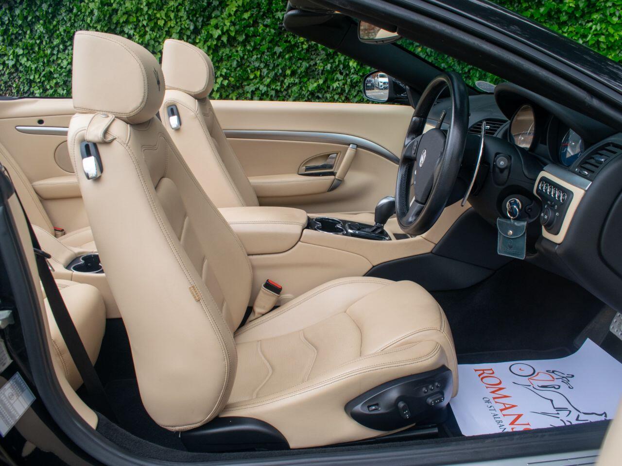 Maserati Grancabrio view 9