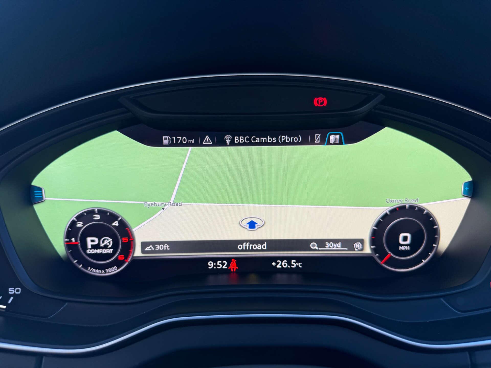 Audi Q5 view 45