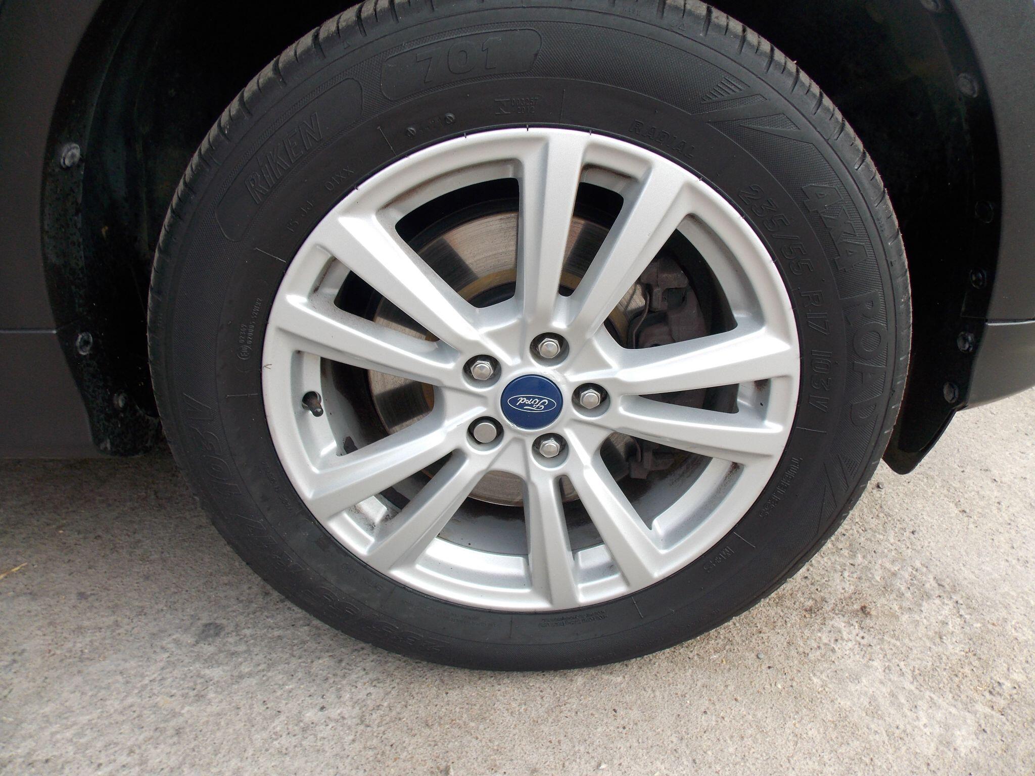Ford Kuga view 51