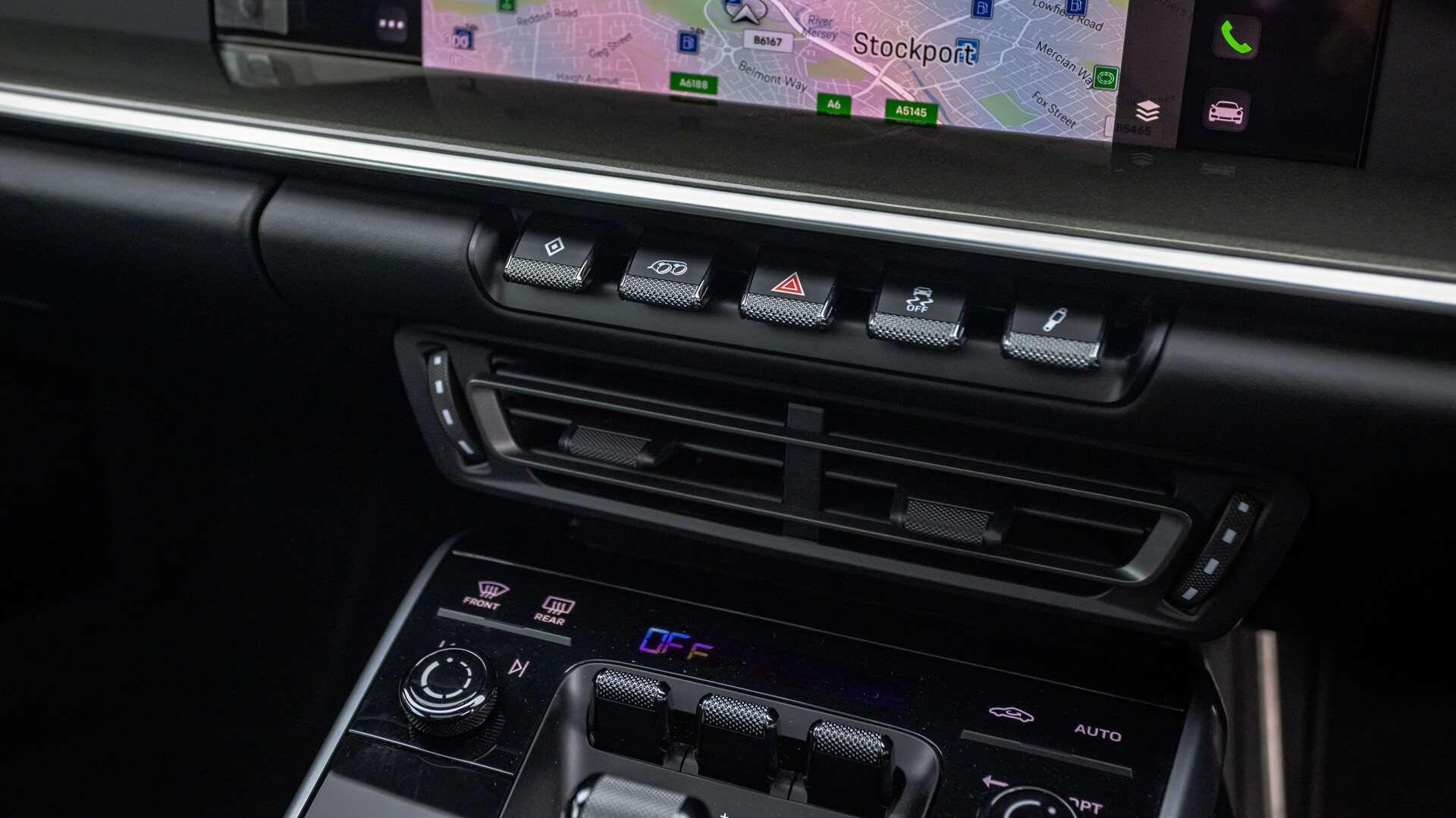 Porsche Panamera view 24