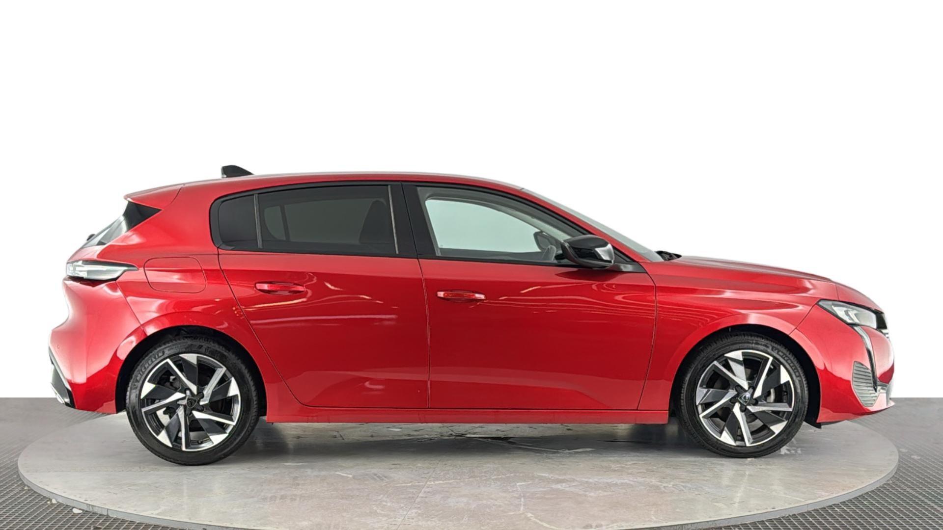 Peugeot 308 view 3