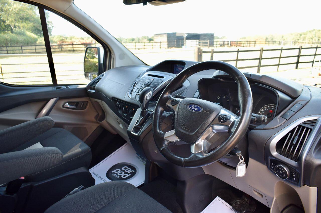 Ford Tourneo Custom view 23