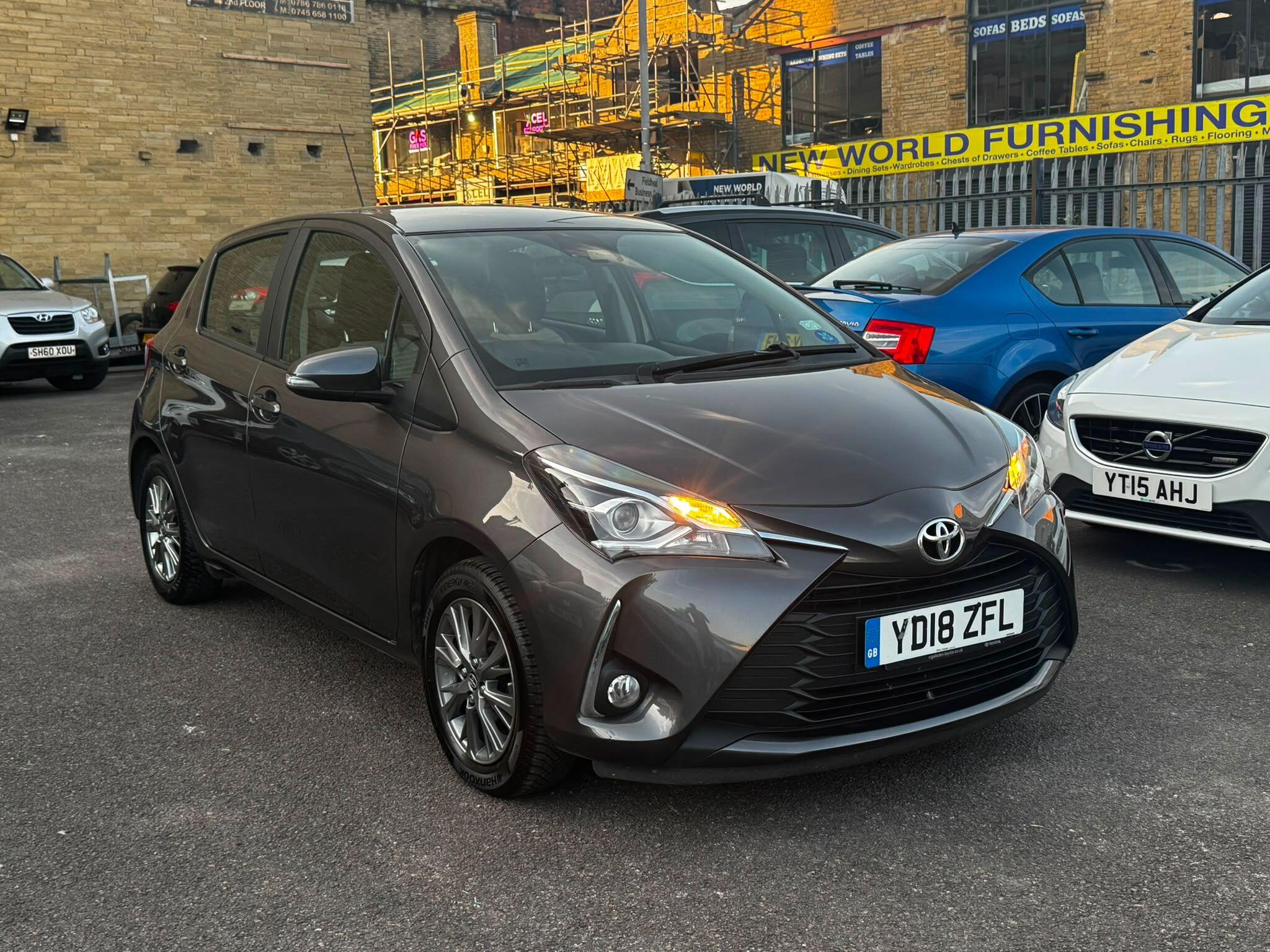 Toyota Yaris view 6