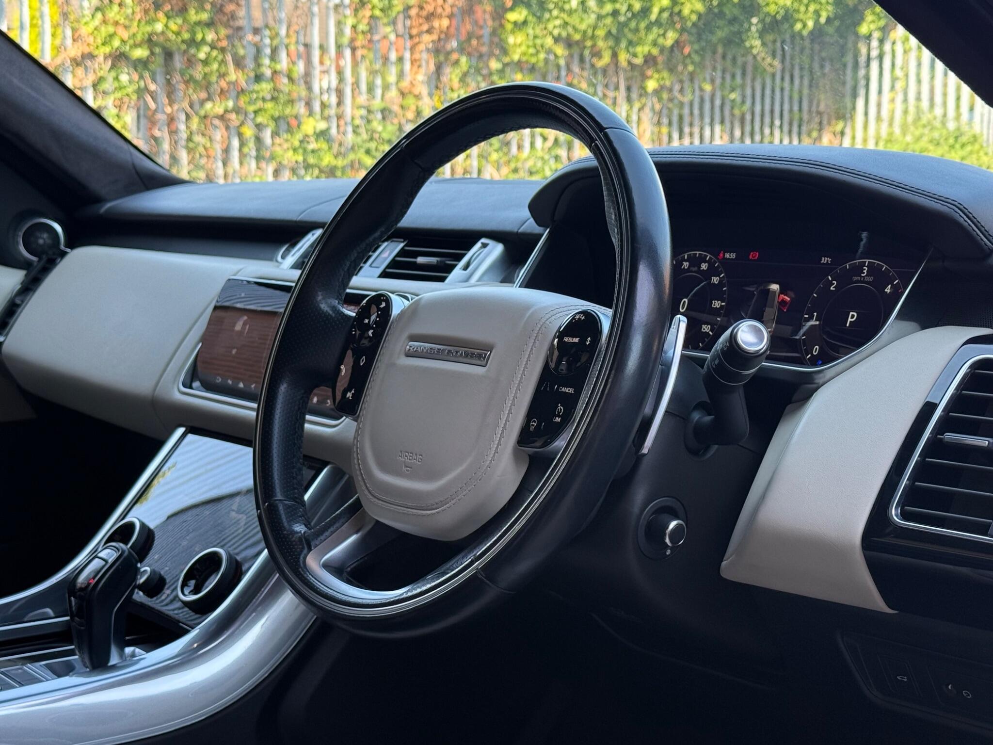 Land Rover Range Rover Sport view 8