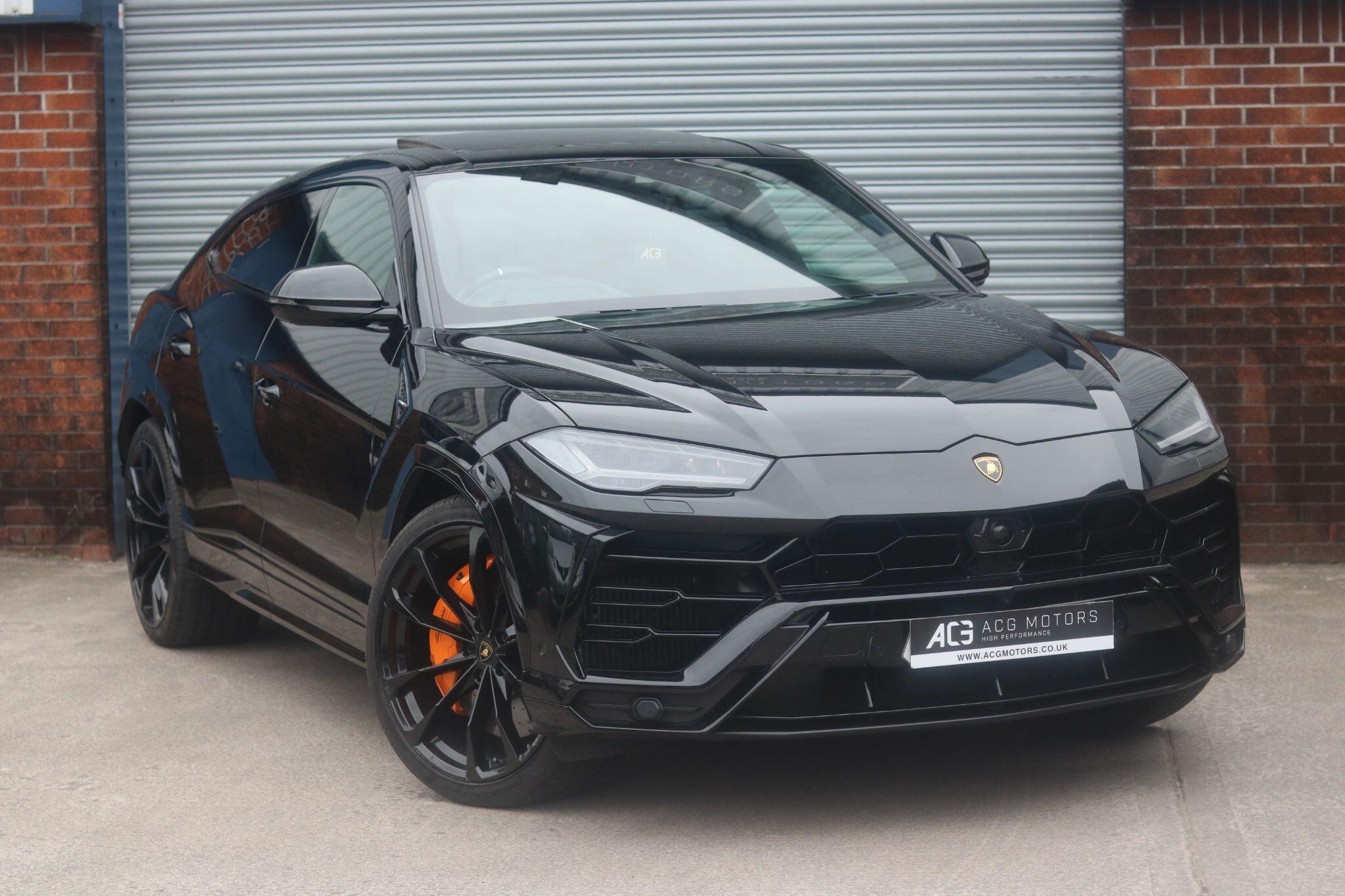 2022 Lamborghini Urus in Black for sale
