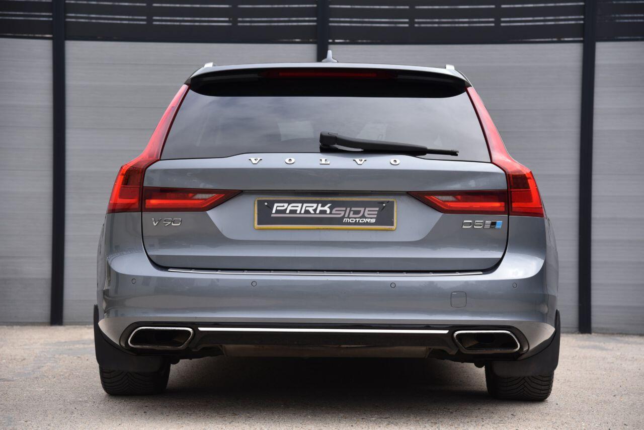 Volvo V90 view 10