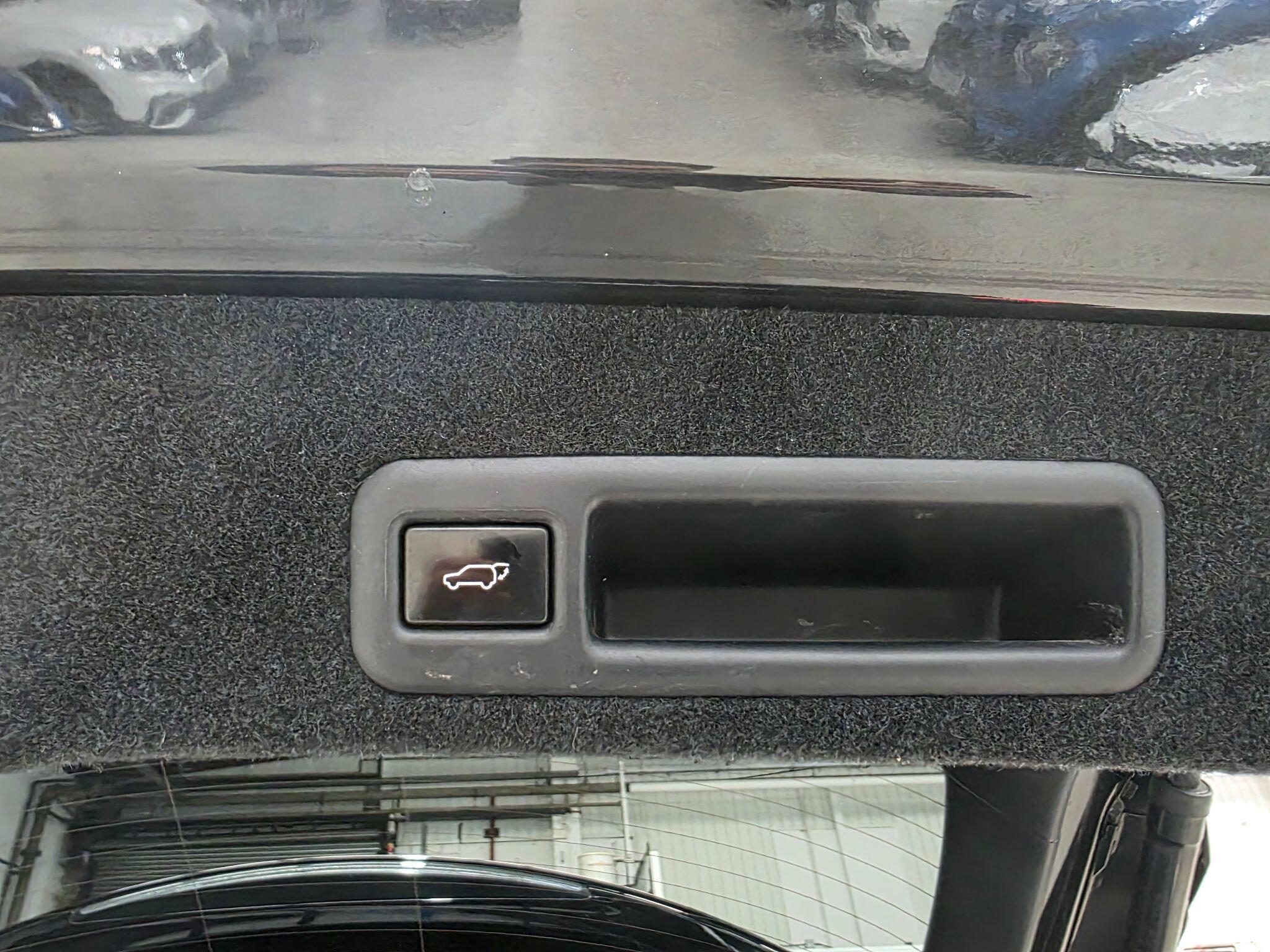 Lexus RX view 33