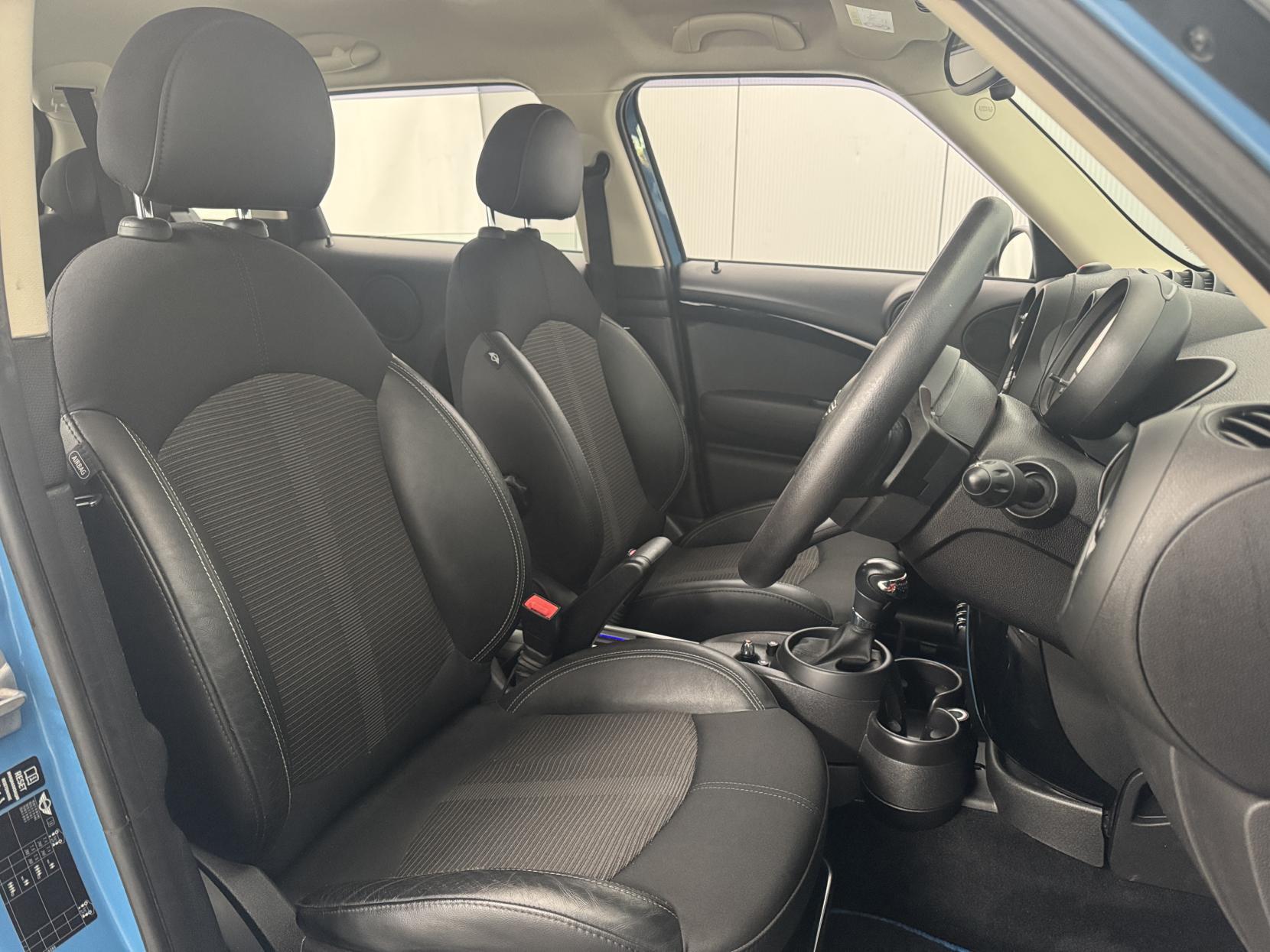 Mini Countryman view 55