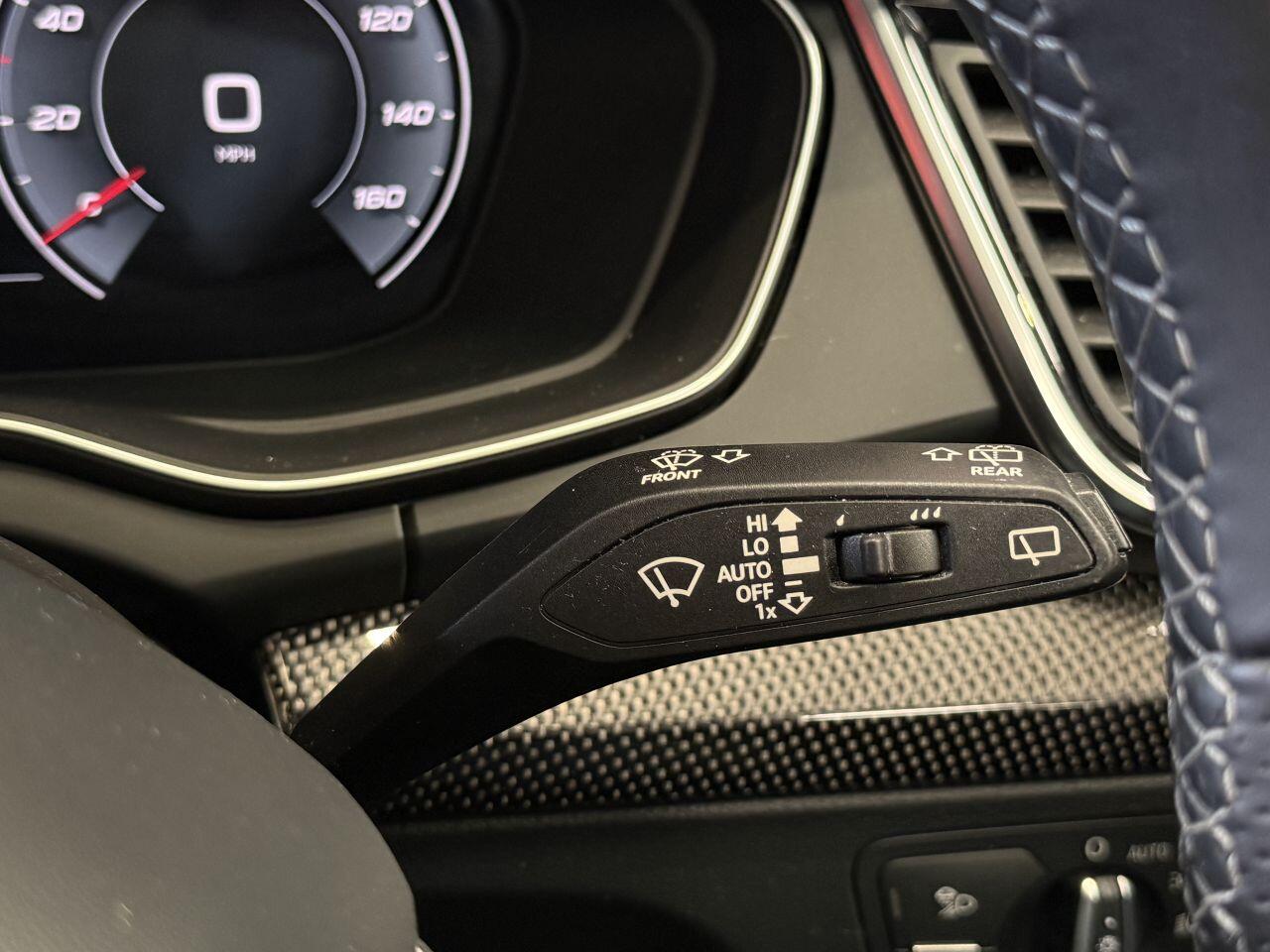 Audi SQ5 view 42