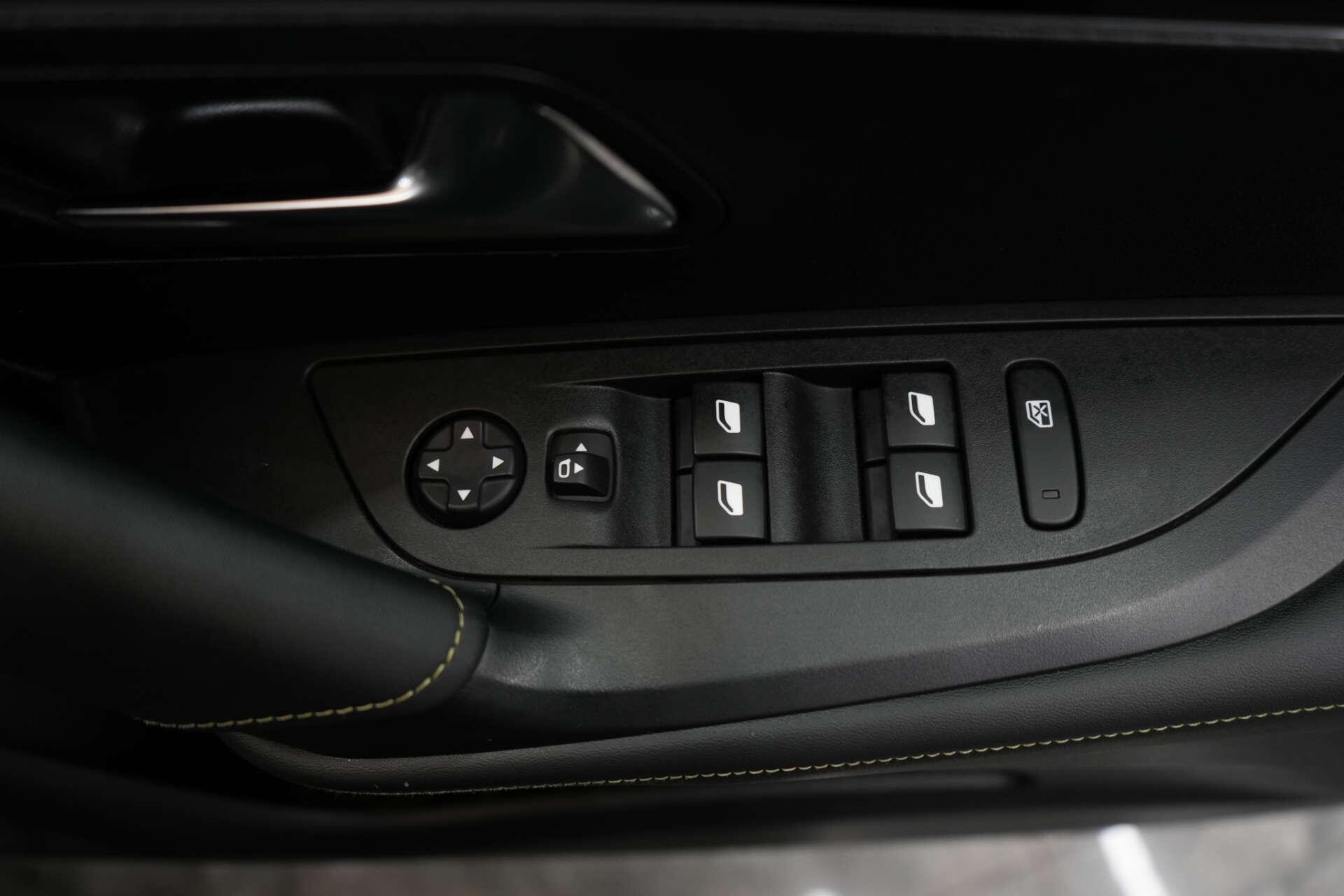 Peugeot e-2008 view 22