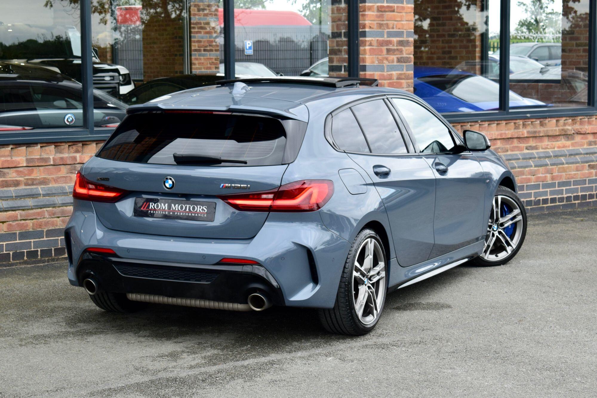 BMW 1 Series view 36