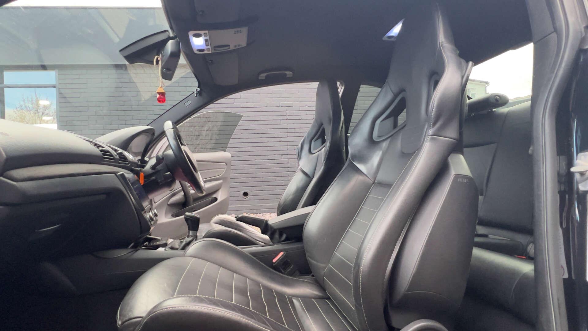 BMW 1 Series view 30