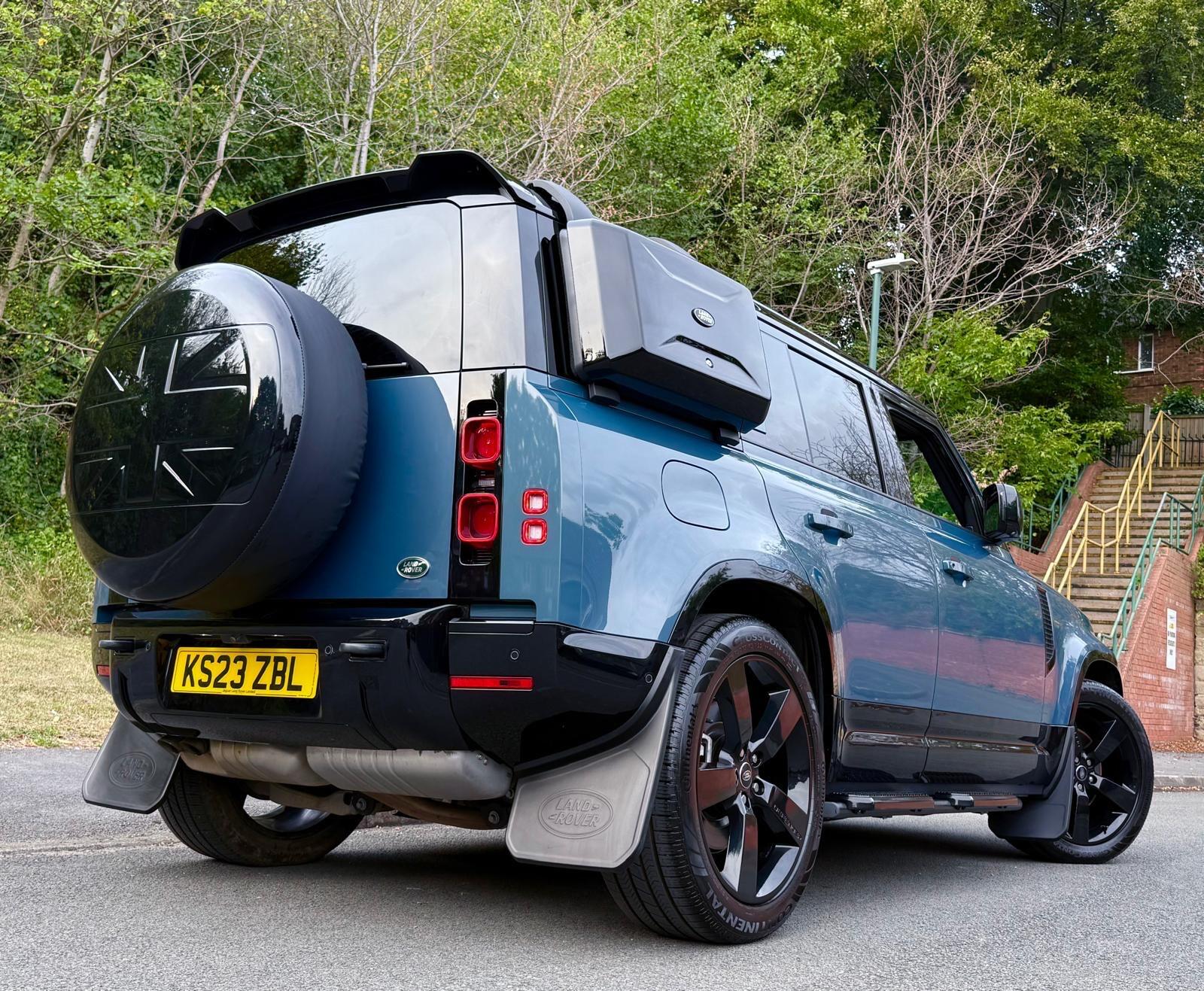 Land Rover Defender view 47