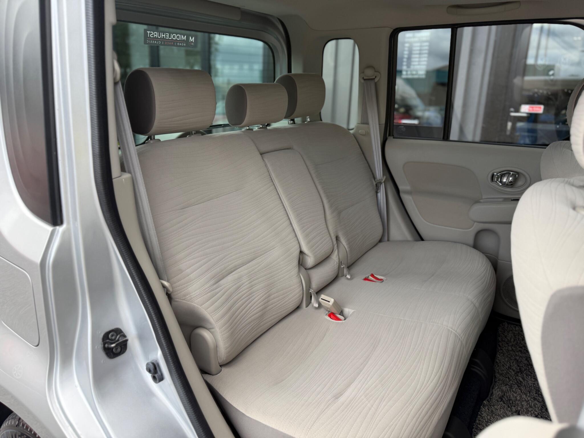 Nissan Cube view 40