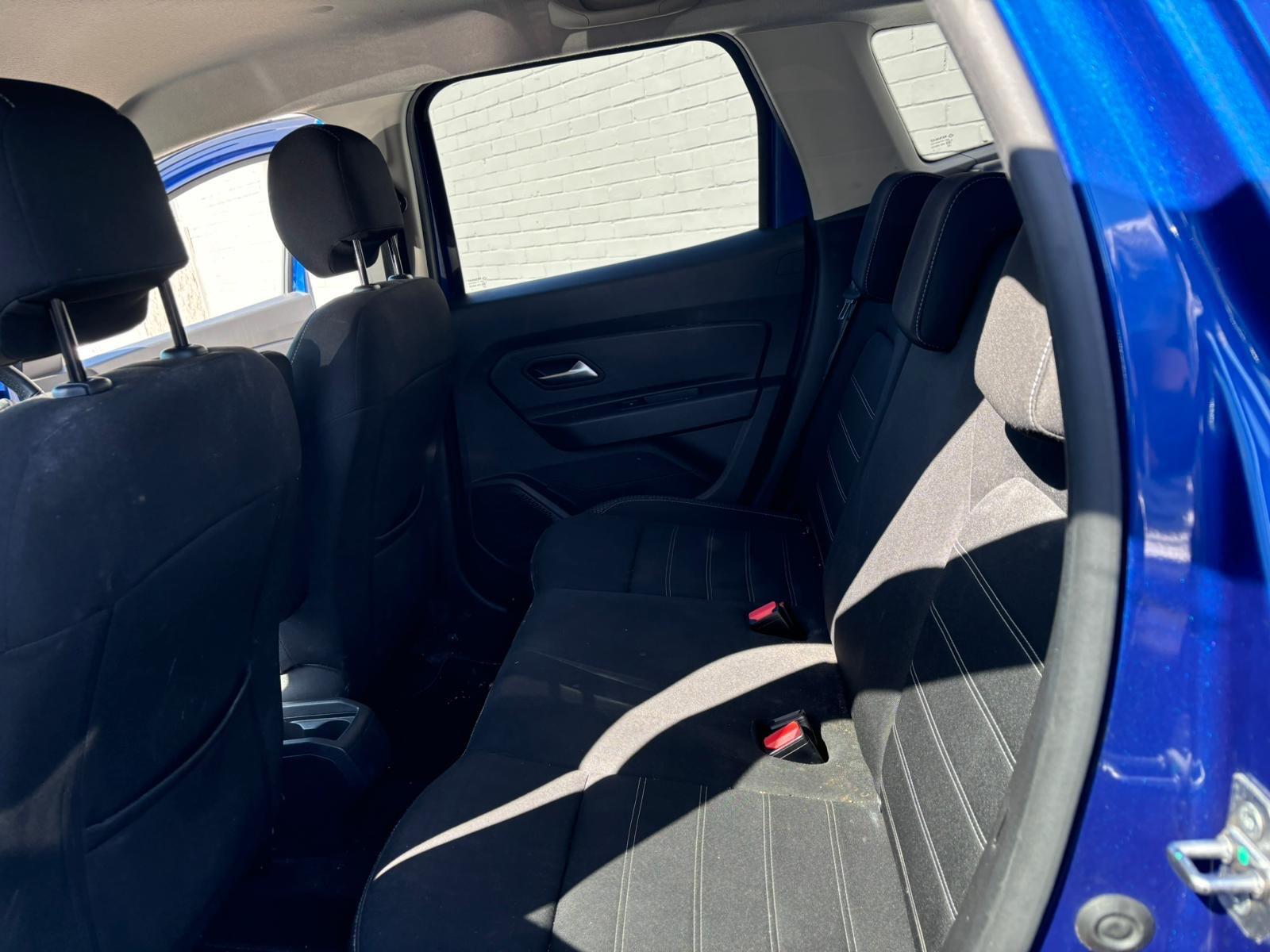 Dacia Duster view 8