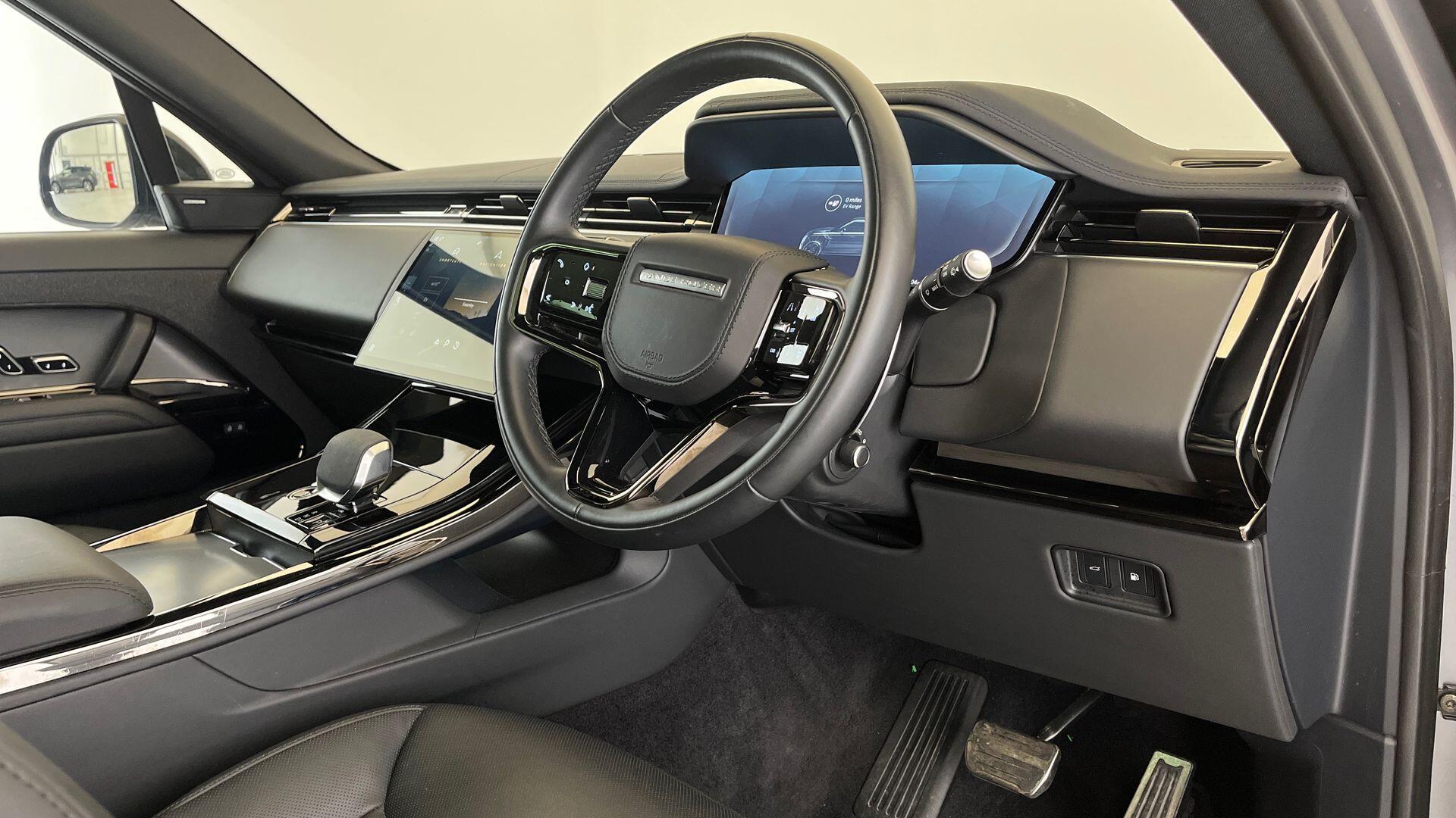 Land Rover Range Rover Sport view 33