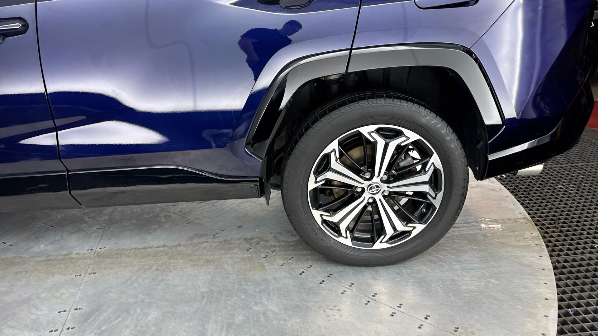 Toyota RAV4 view 26