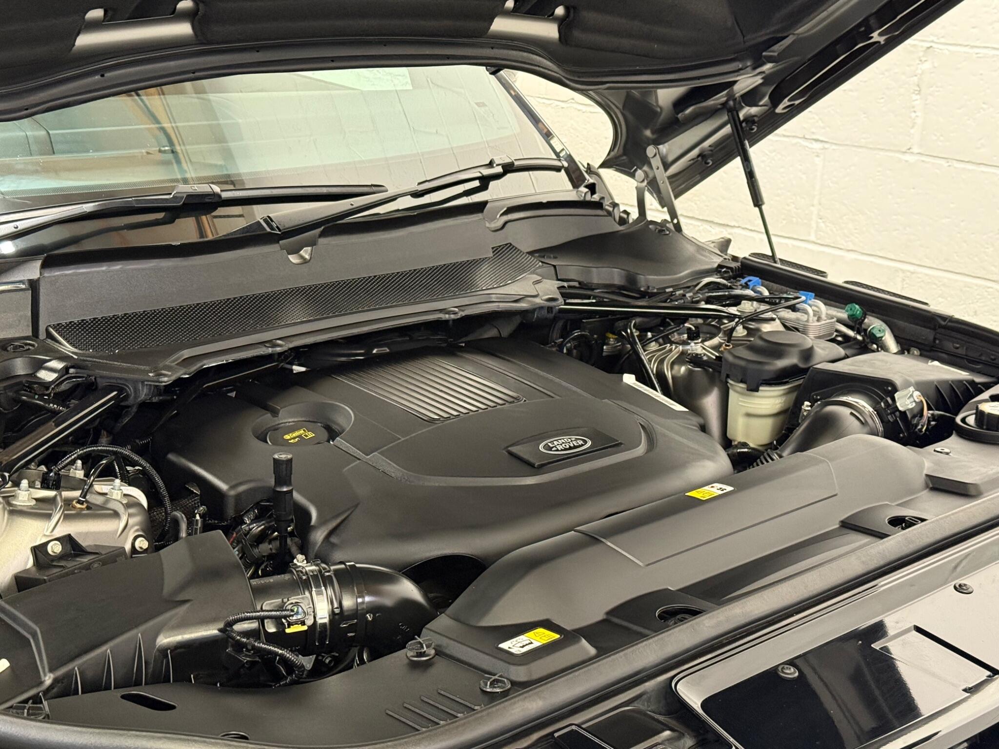 Land Rover Range Rover Sport view 40