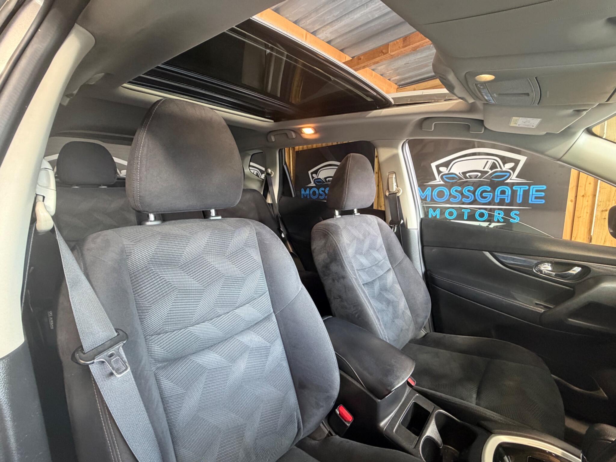 Nissan X-Trail view 20