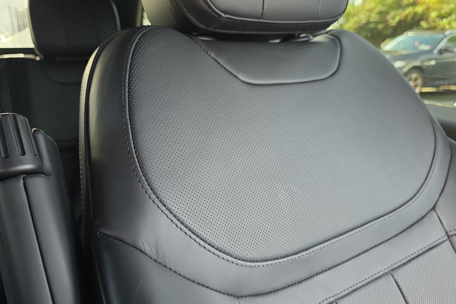 Land Rover Range Rover Sport view 48