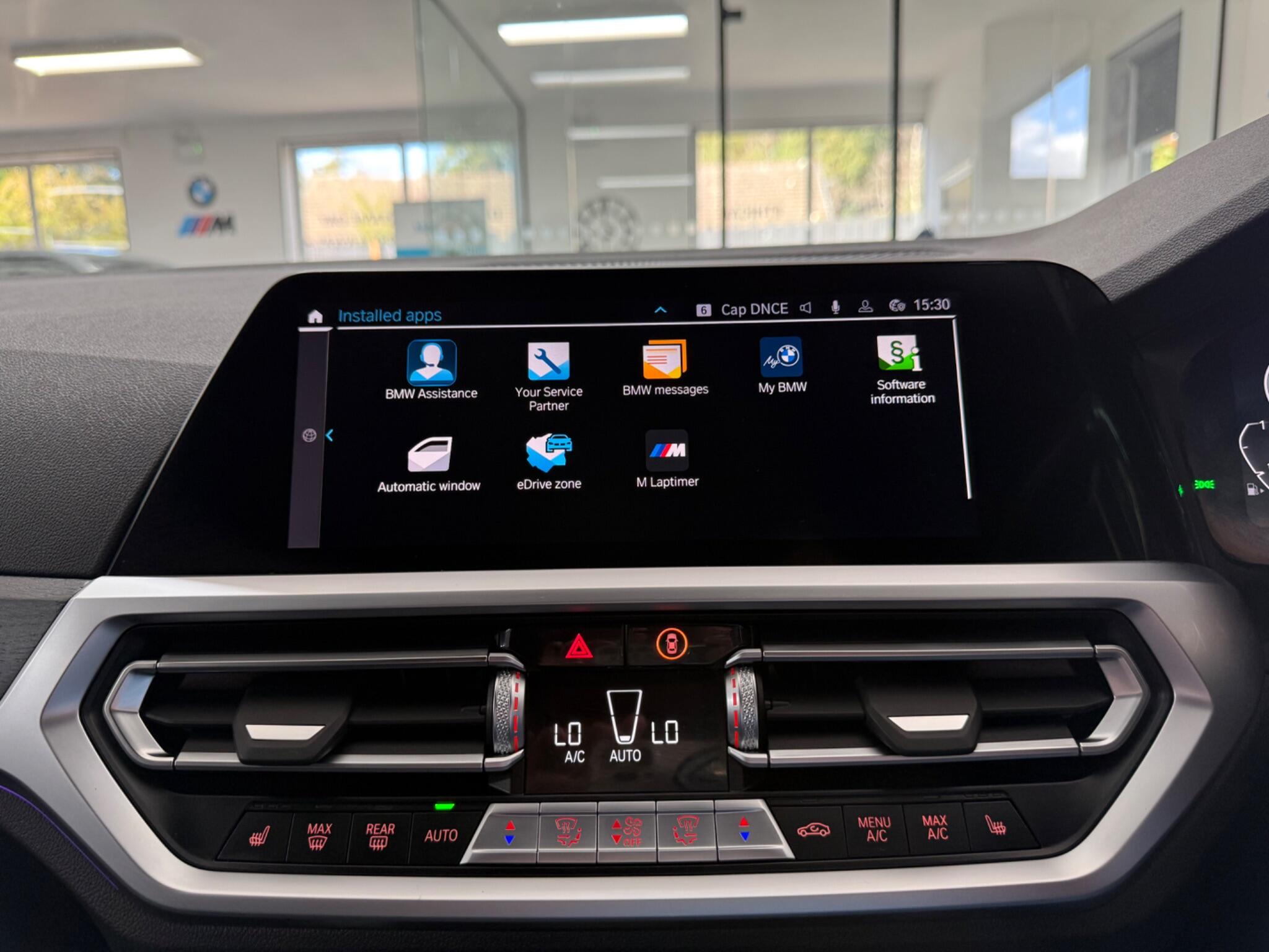 BMW 3 Series view 16