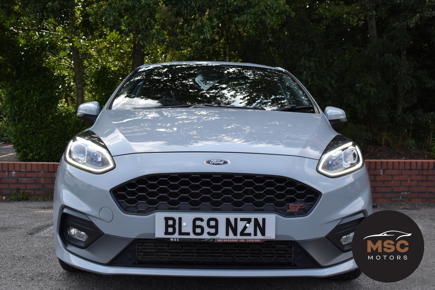 Ford Fiesta view 4
