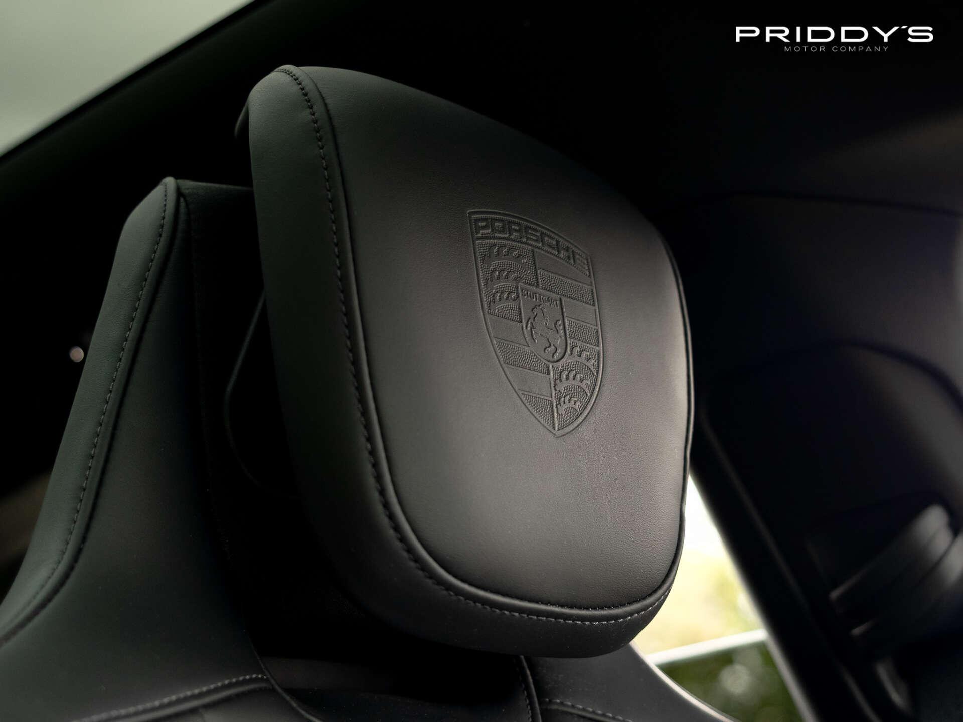 Porsche Taycan view 44