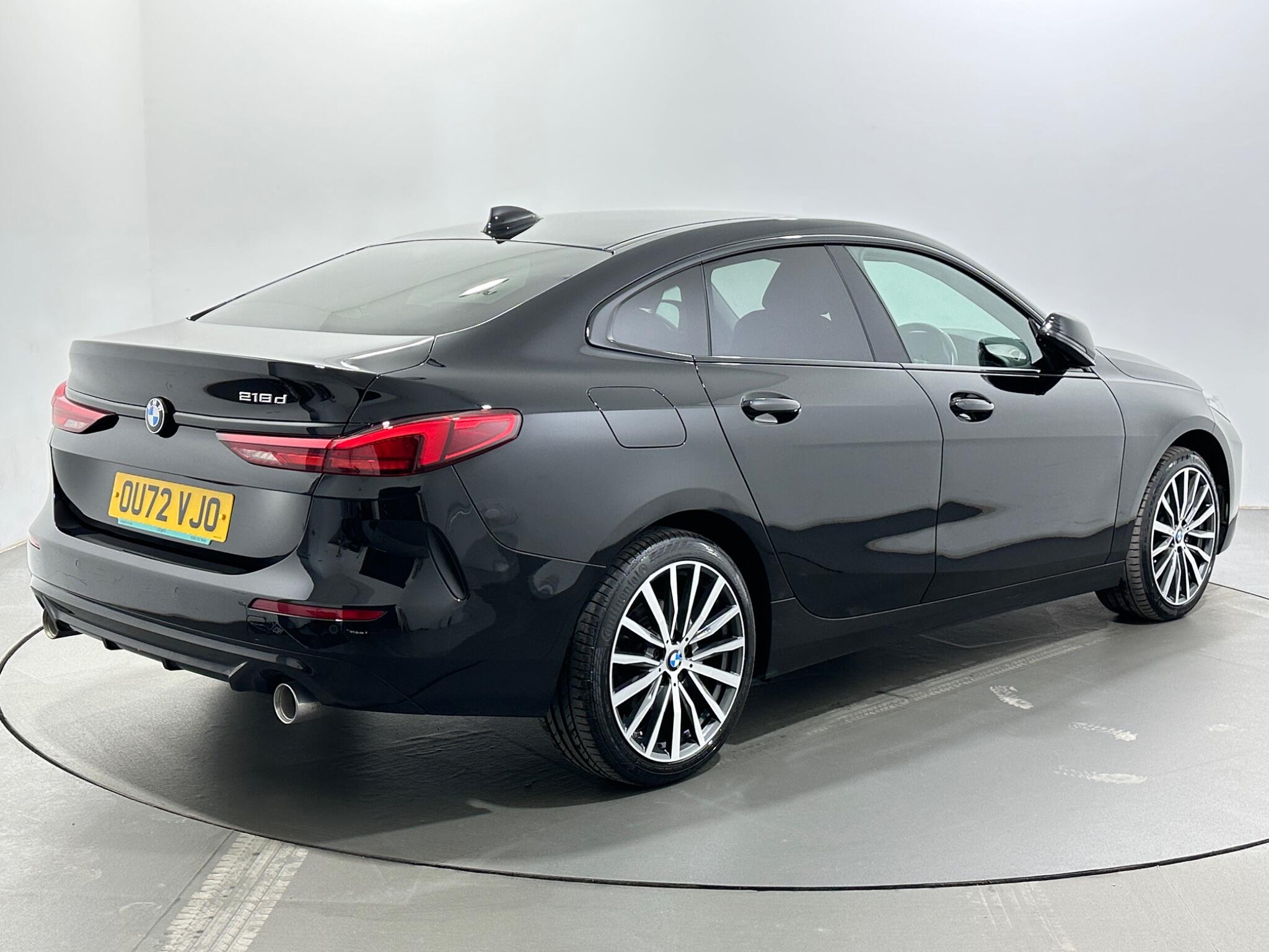 BMW 2 Series view 8