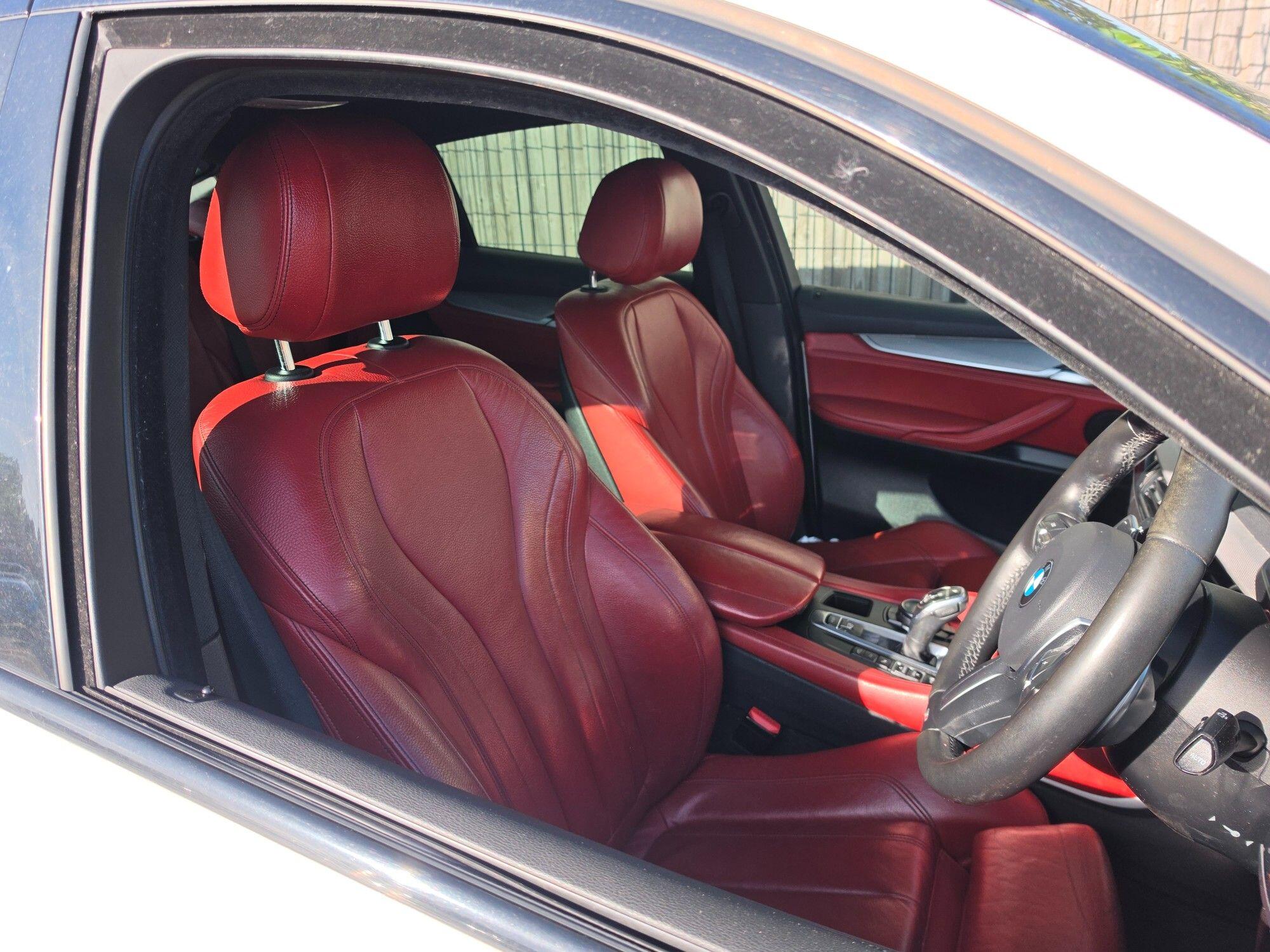 BMW X6 view 2