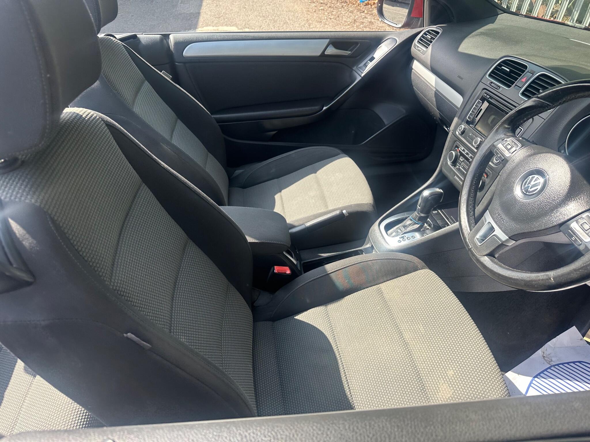 Volkswagen Golf view 9