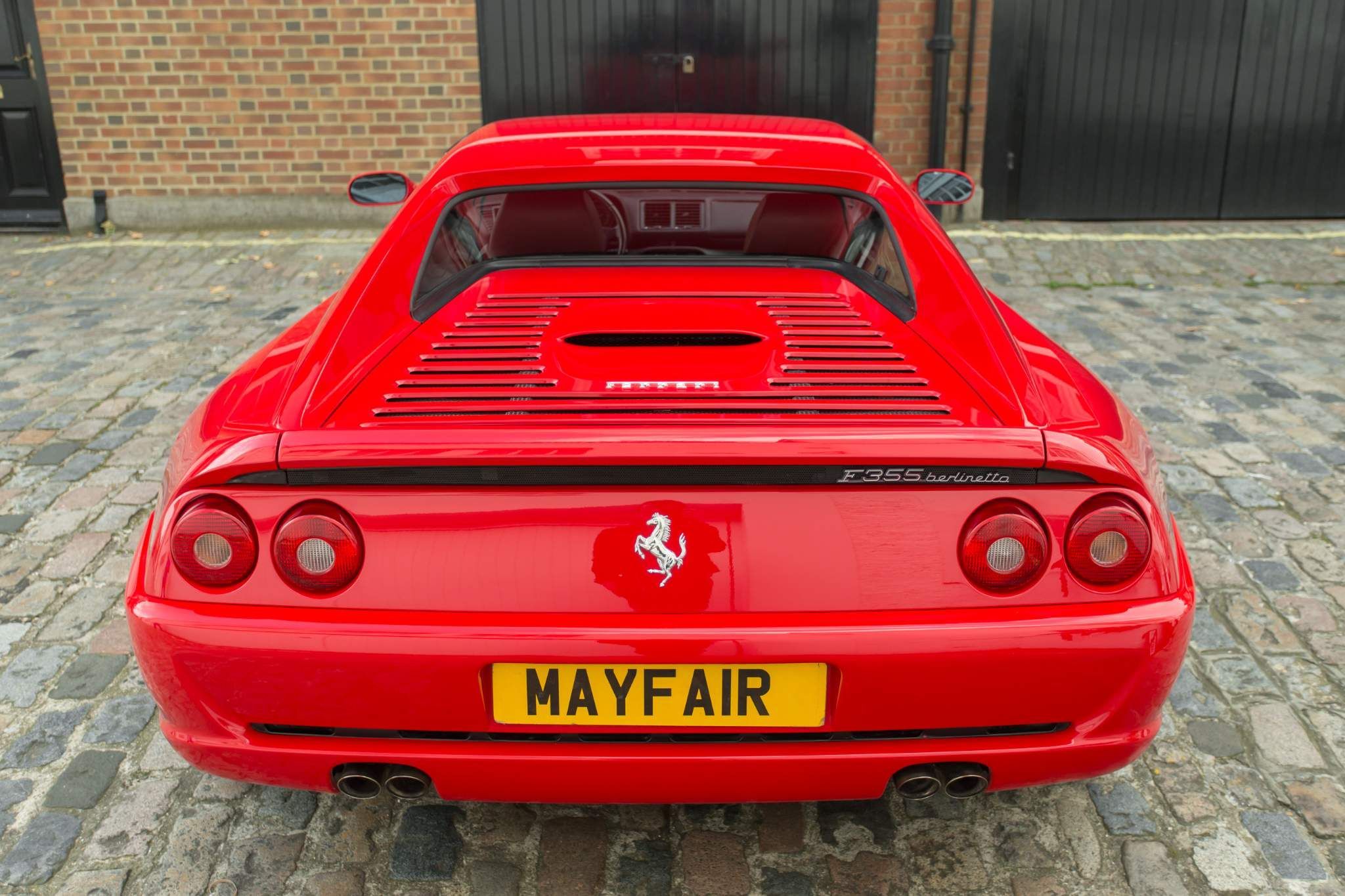 Ferrari F355 view 15