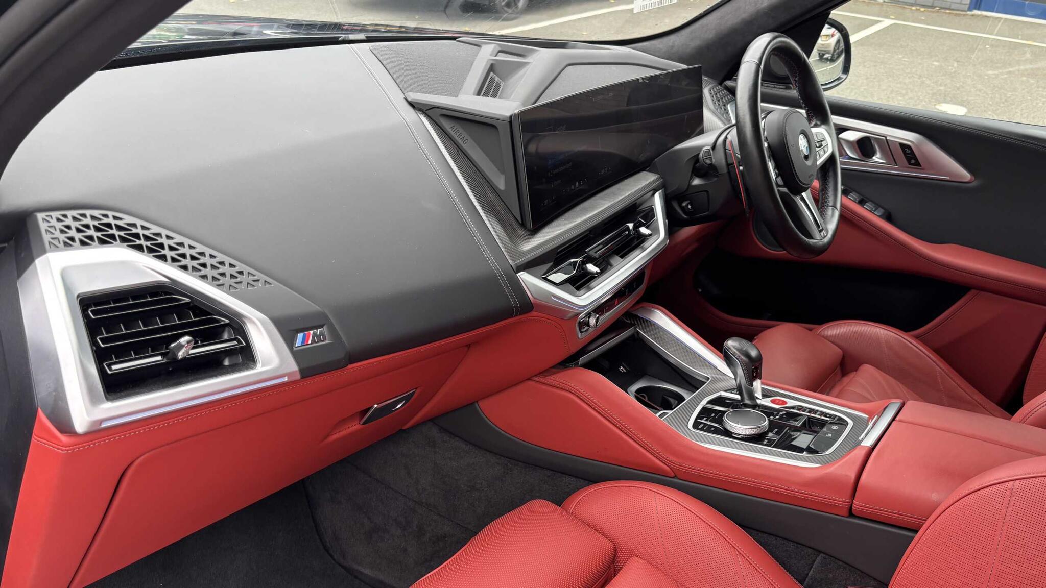 BMW XM view 8